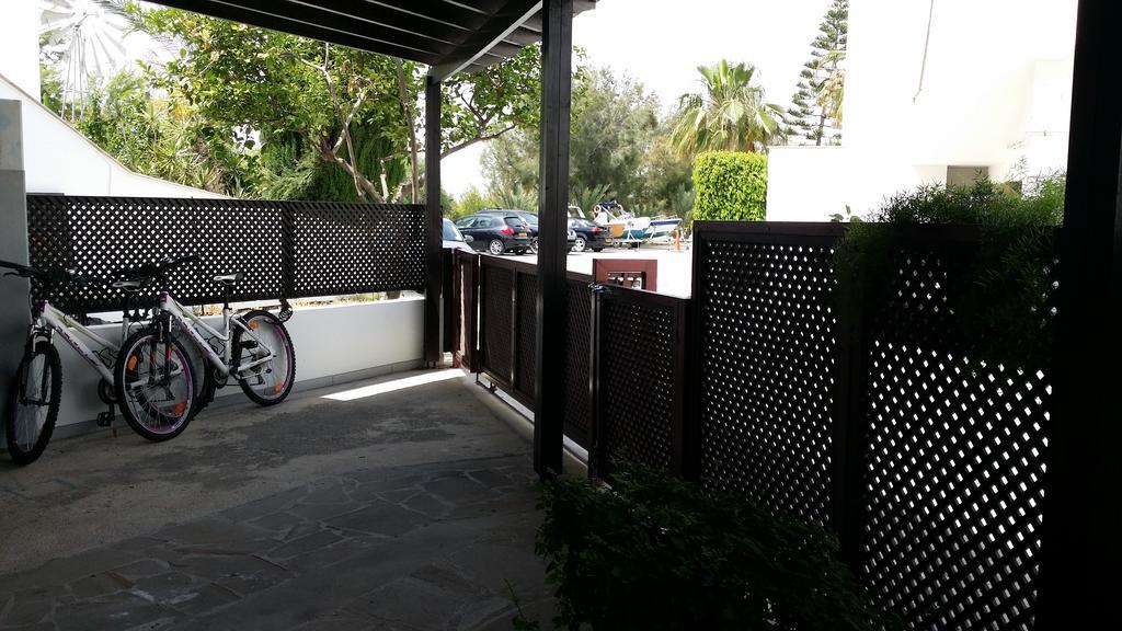 Yialos Holiday Apartments Περβόλια Δωμάτιο φωτογραφία